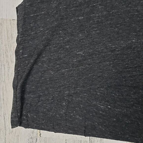 NWOT Over The Limit Apparel Heathered Gray Sleeveless Muscle Women's Size Large - Picture 4 of 9